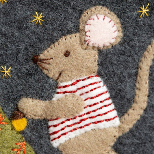 Felt Craft Kit - Christmas with the Mouse Family